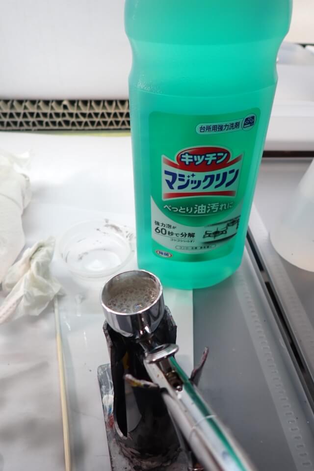 新水性ホビーカラー 水性サーフェイサー1000をレビュー エアブラシ希釈 隠ぺい力 においなど ワクガン